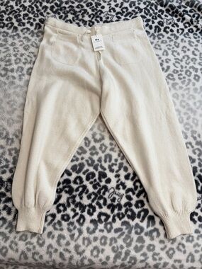 Free Assembly Cozy Knit White Joggers